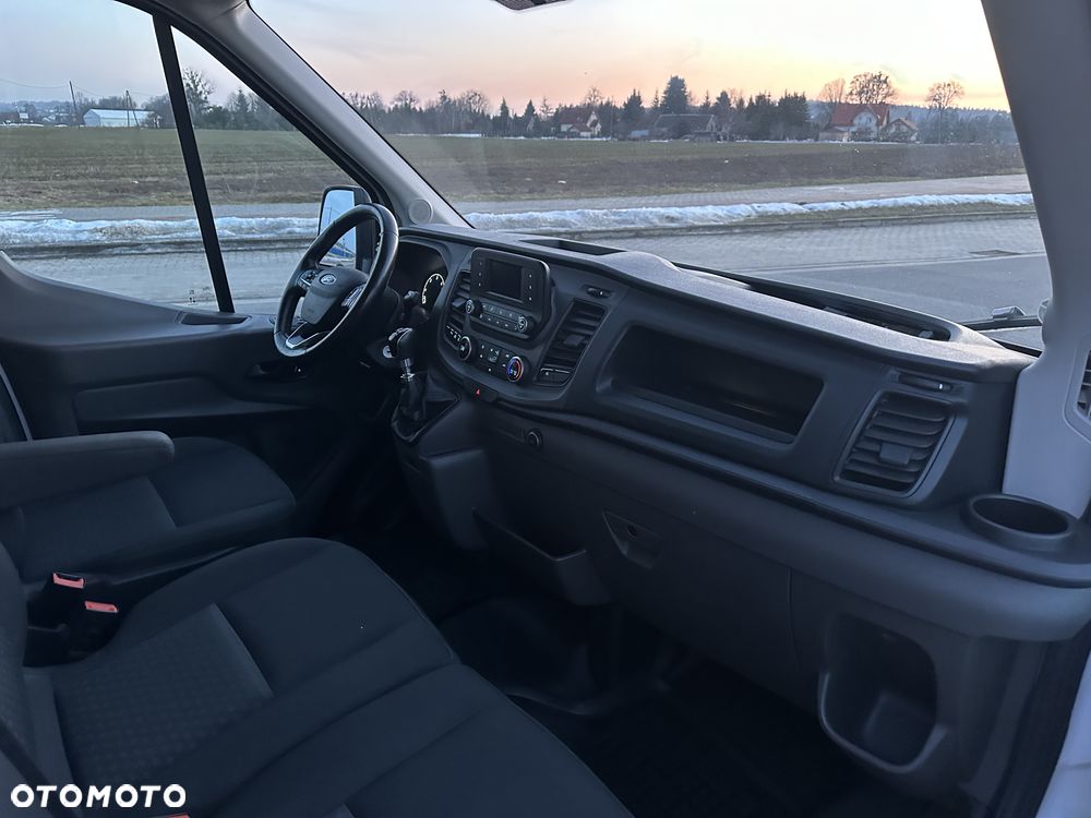 Ford Transit - 10