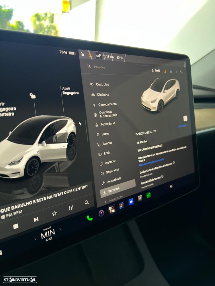 Tesla Model Y - 10