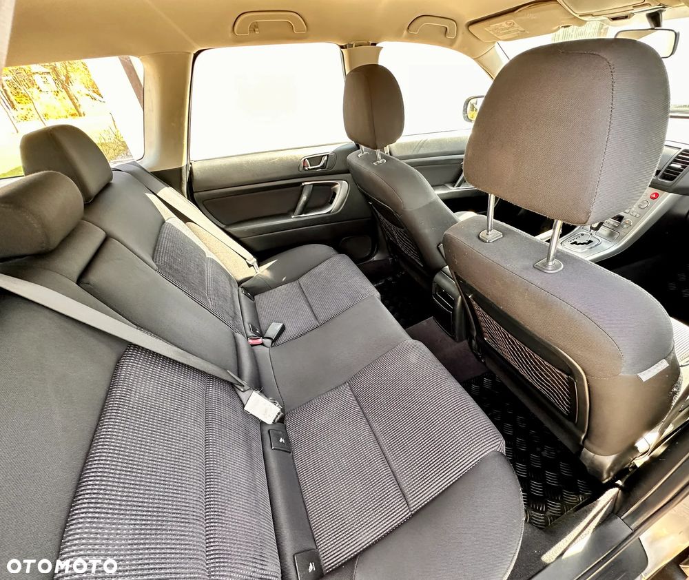 Subaru Outback - 25