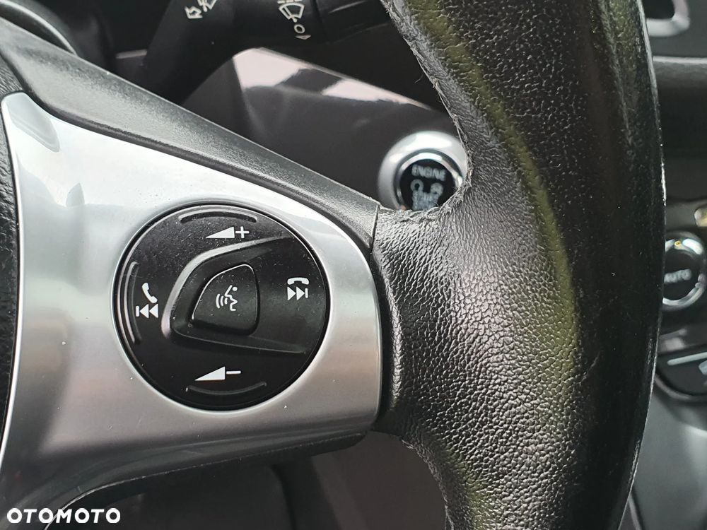 Ford Kuga 2.0 TDCi 4x4 SYNC - 25
