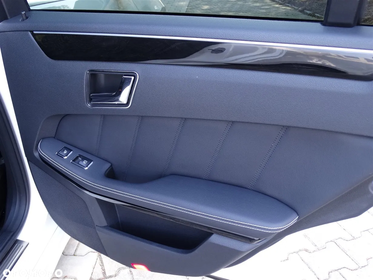 Mercedes-Benz Klasa E 500 Avantgarde - 34