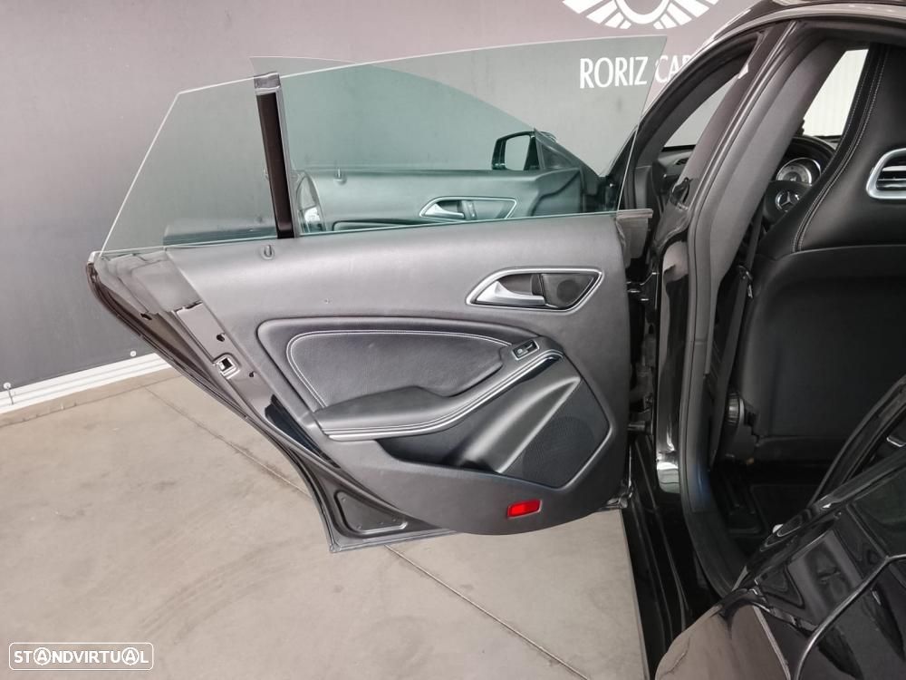 Mercedes-Benz CLA 200 - 33