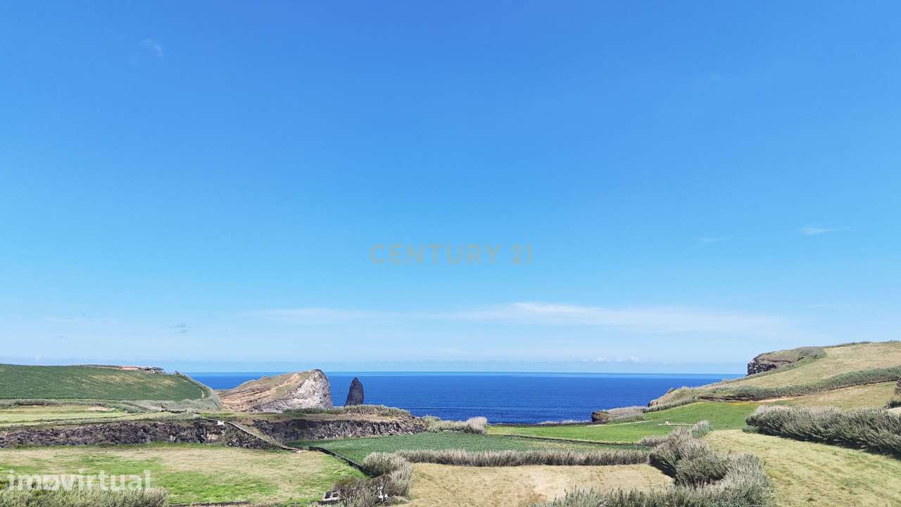 Terreno rustico na Ribeirinha, Ribeira Grande - Grande imagem: 3/6