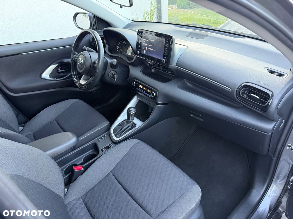 Toyota Yaris Hybrid 1.5 Selection Style - 11