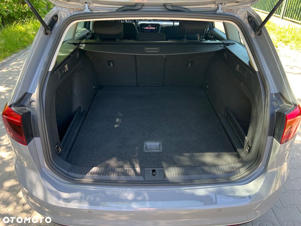 Volkswagen Passat Variant 1.5 TSI EVO Business DSG - 26