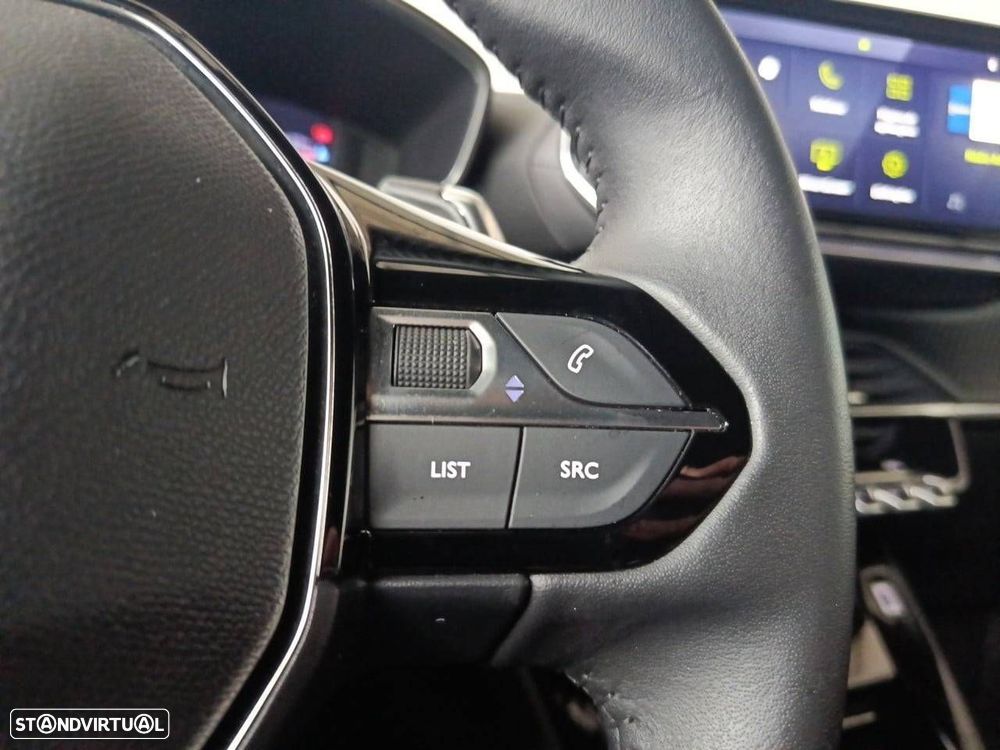 Peugeot 2008 1.2 Hybrid Allure e-DCS6 - 17