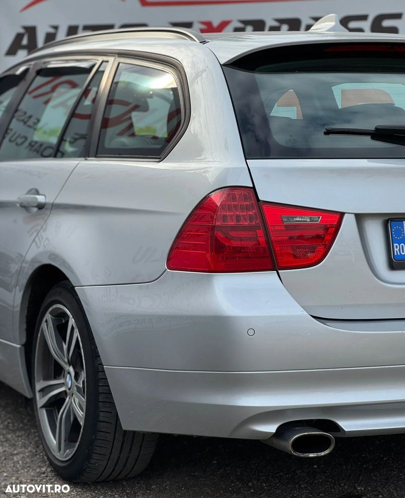 BMW Seria 3 318d - 15