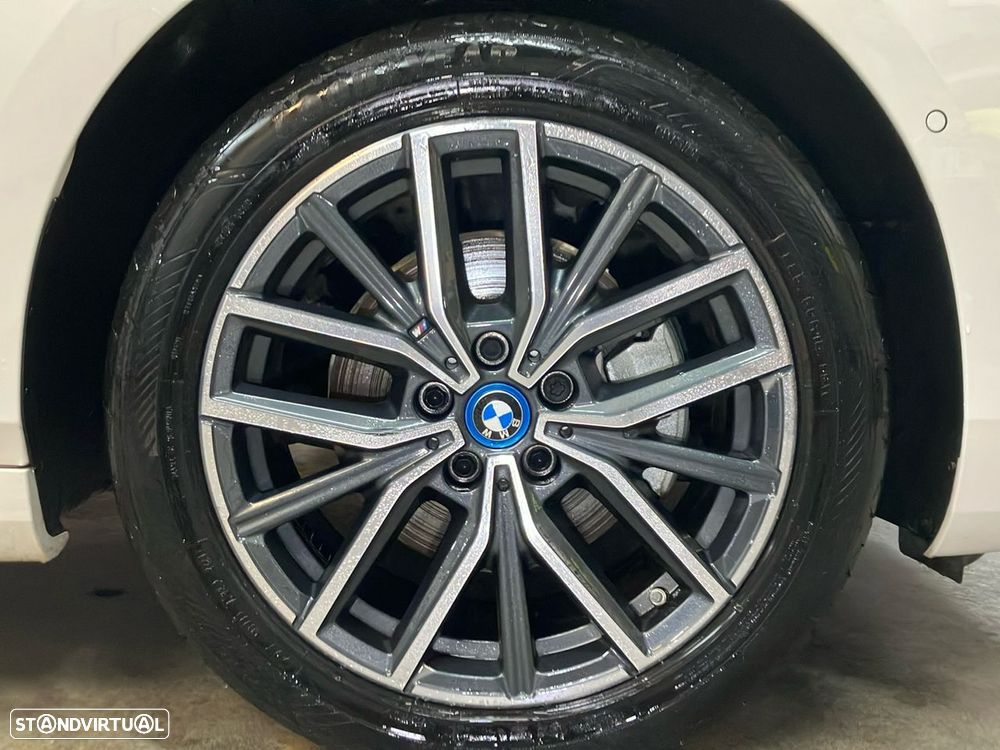 BMW 225xe Active Tourer e xDrive Pack Desportivo M - 22