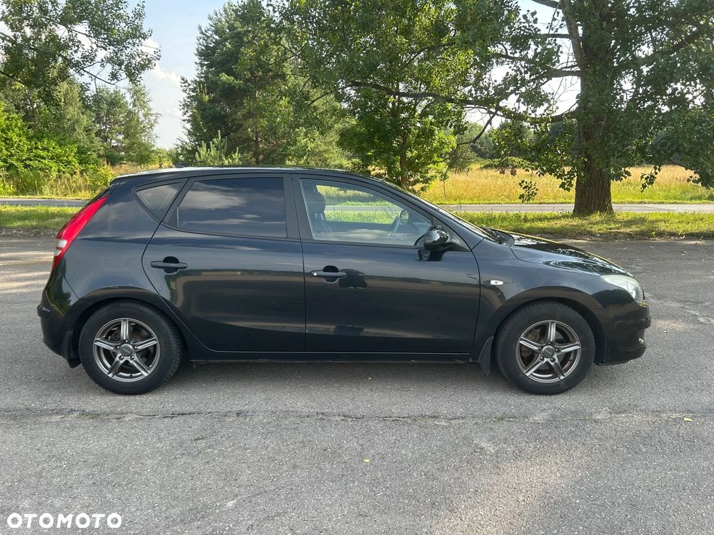 Hyundai i30 1.4 Comfort - 4