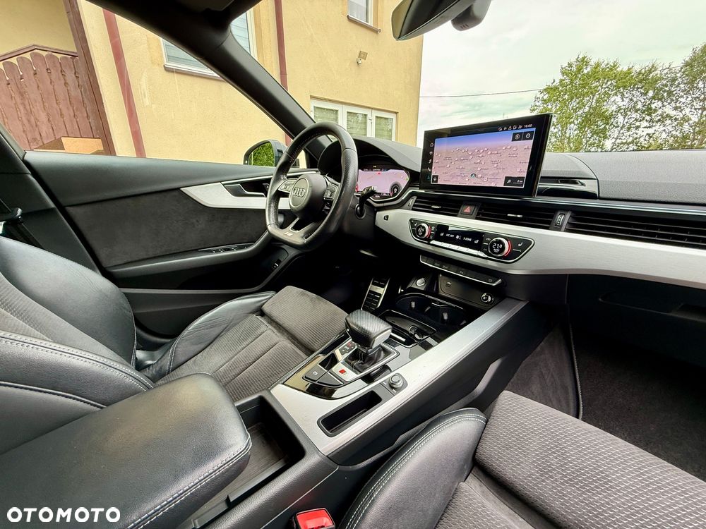 Audi A4 Avant 2.0 TDI Sport S tronic - 24