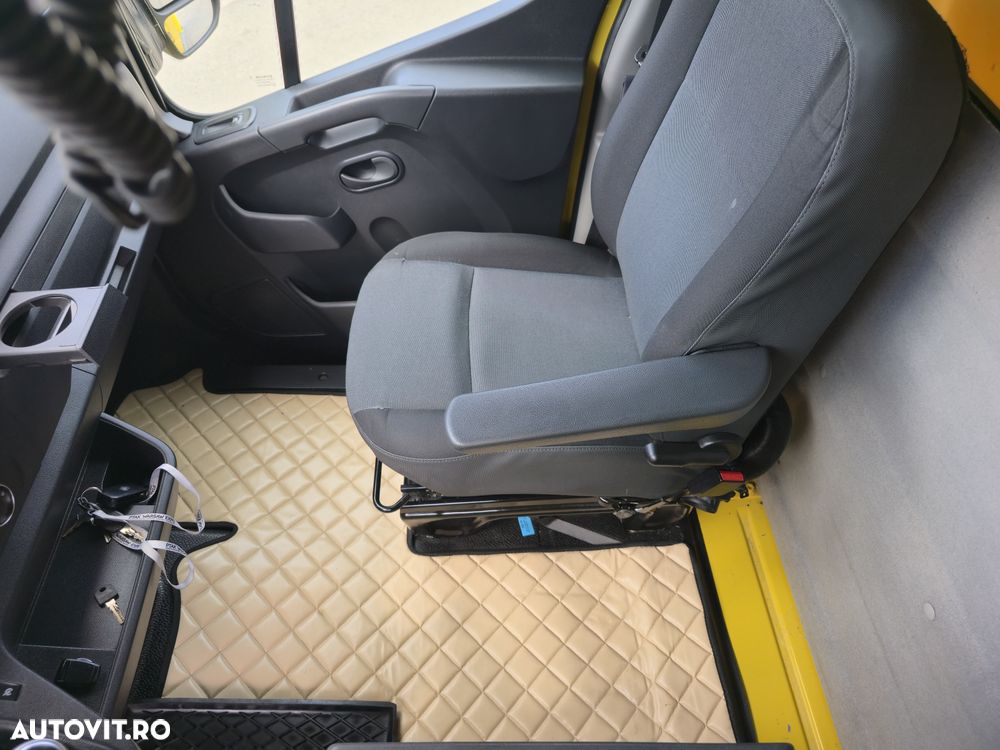 Renault Master - 10