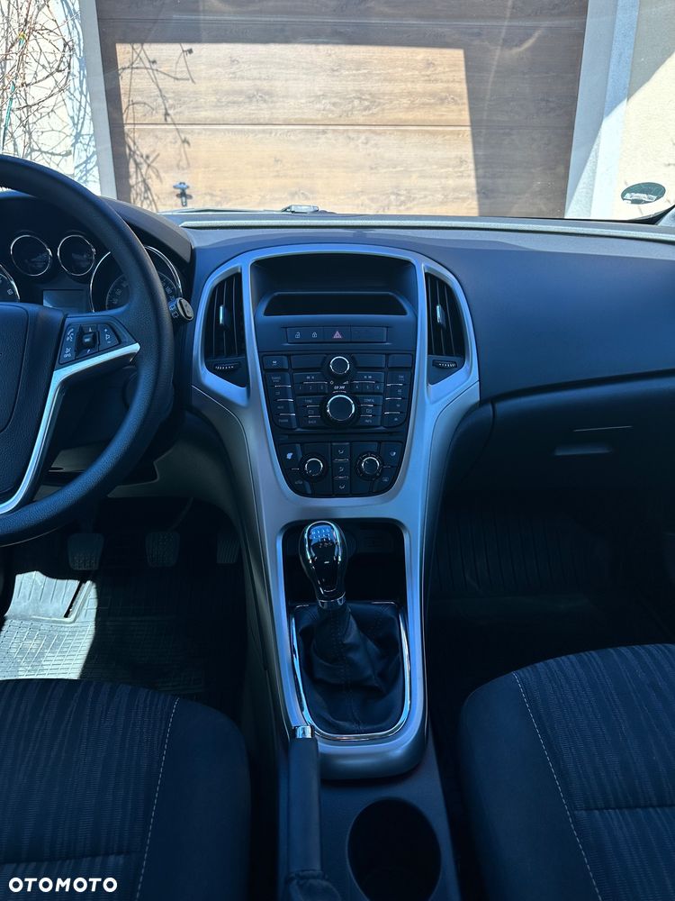 Opel Astra 1.4 Turbo Design Edition - 22