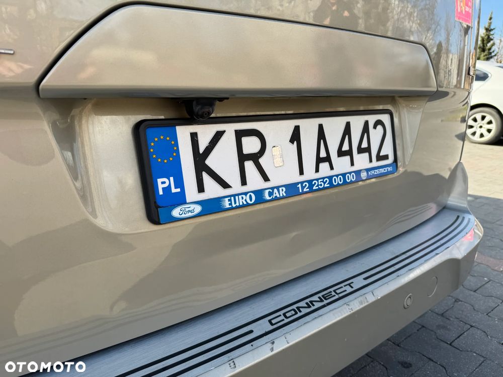 Ford Tourneo Connect - 8