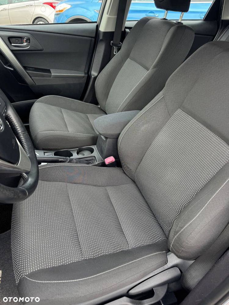 Toyota Auris 1.6 Life+ - 14
