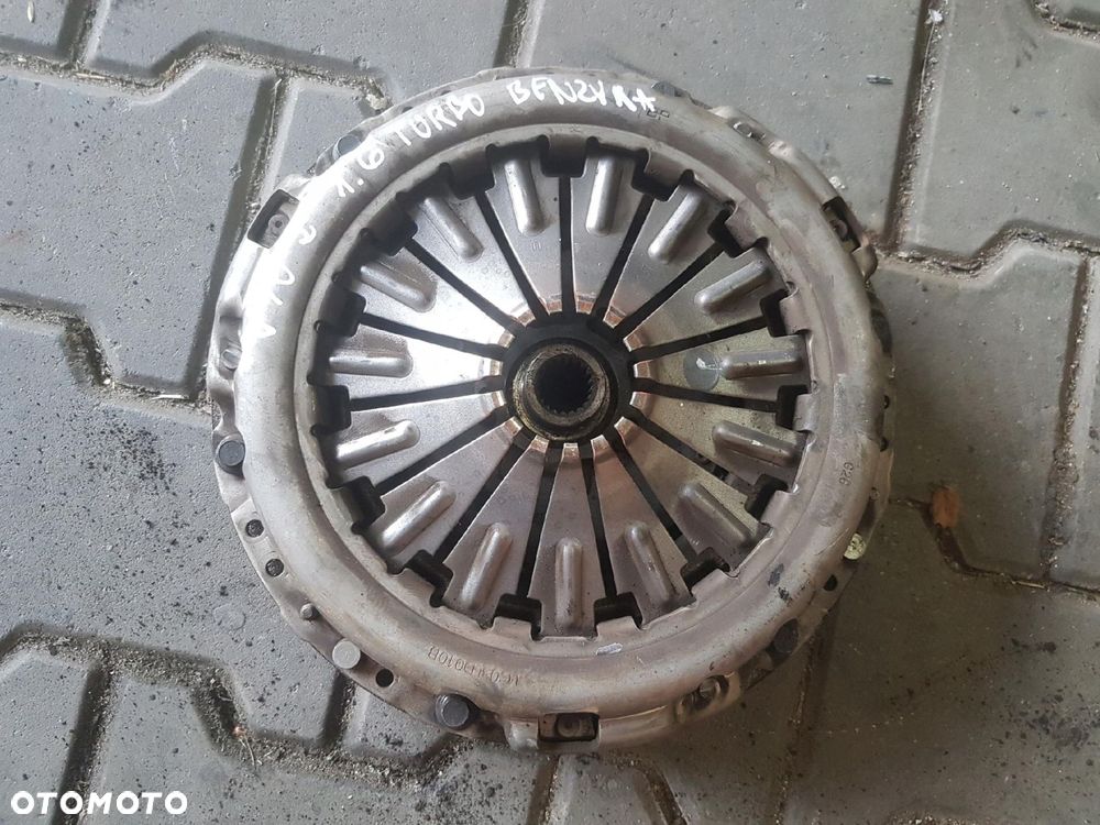 VOLVO V40 II 12r- 1.6 T T4 ECOBOOST KOŁO DWUMASOWE - 1