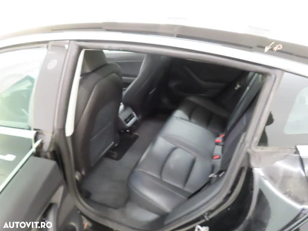 Tesla Model 3 Standard Reichweite Plus Hinterradantrieb - 6
