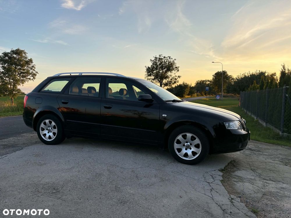 Audi A4 Avant - 8