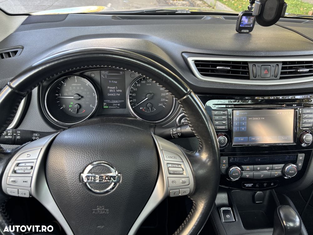 Nissan Qashqai - 2