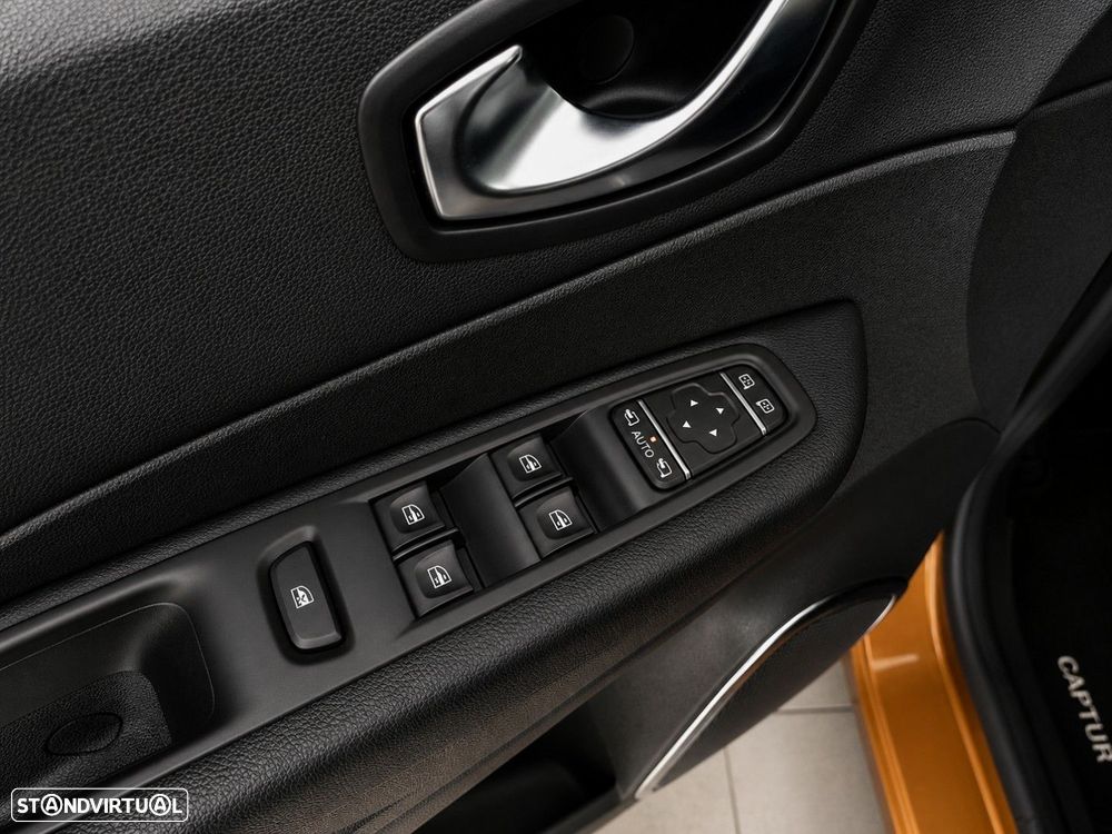 Renault Captur 1.5 dCi Exclusive - 17