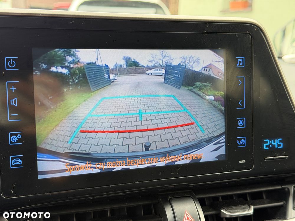 Toyota C-HR 1.2 Turbo Team Deutschland - 34