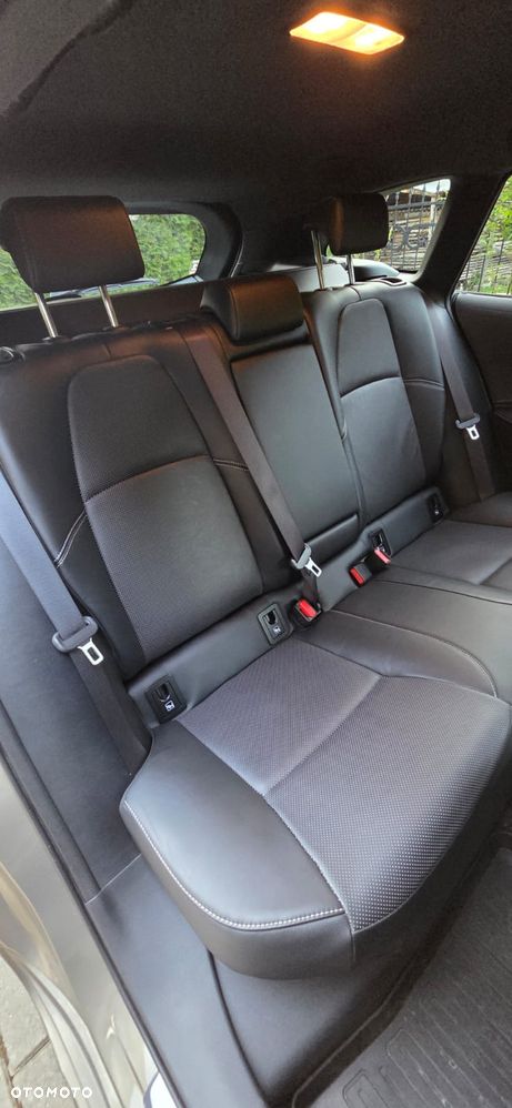 Toyota Corolla 2.0 Hybrid Executive - 10