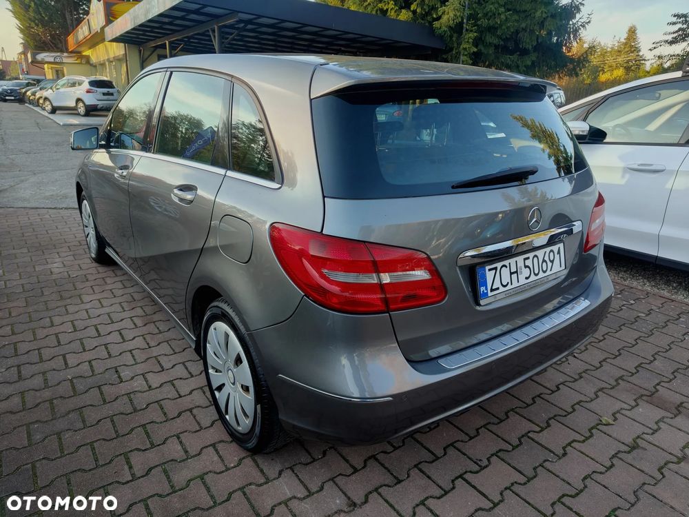 Mercedes-Benz Klasa B 180 CDI (BlueEFFICIENCY) - 9