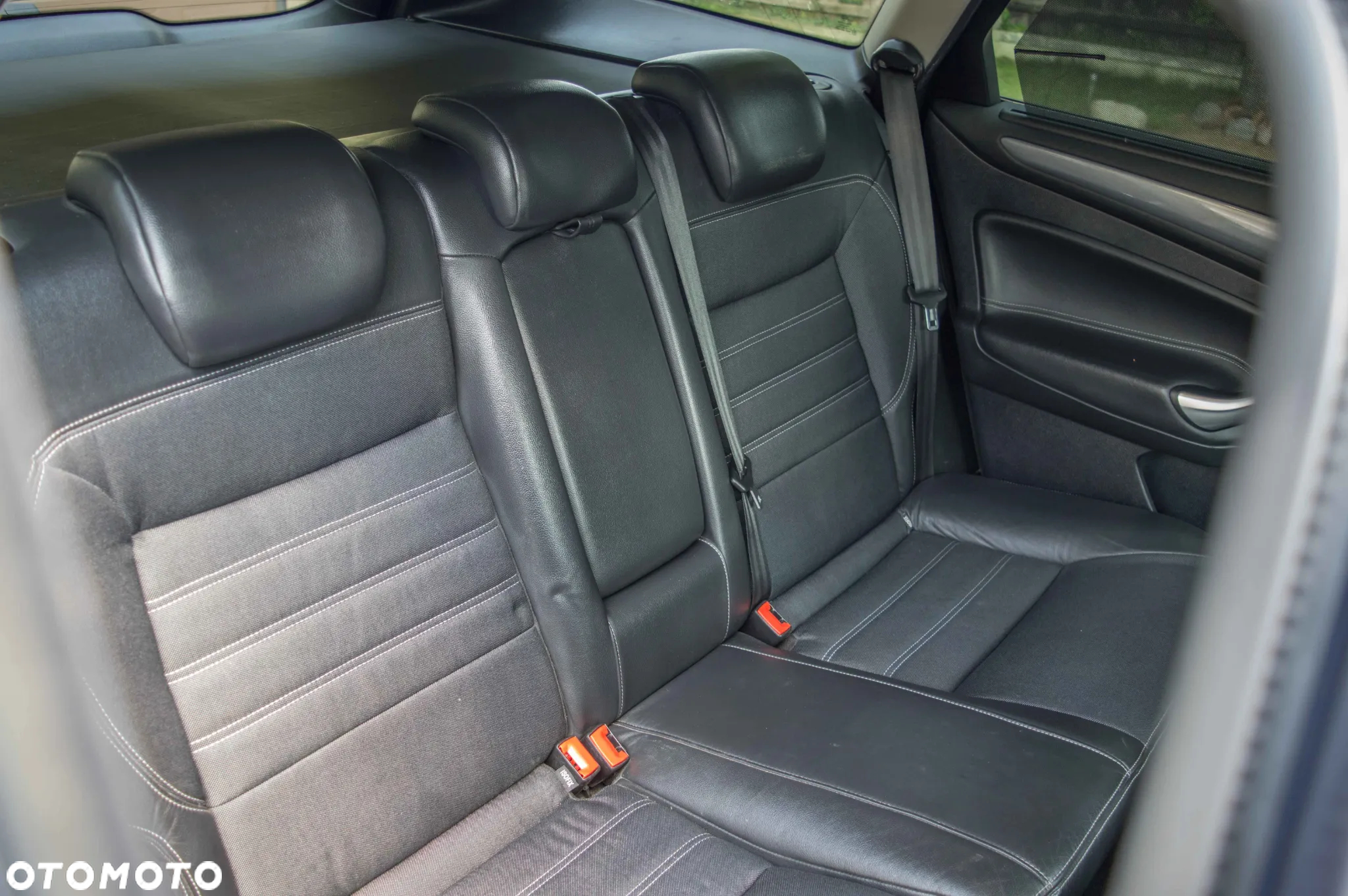 Ford Mondeo 2.0 TDCI Champions Edition - 39