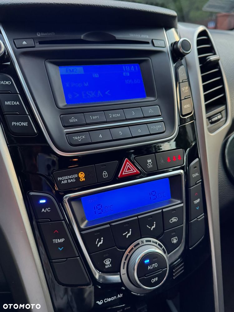 Hyundai i30 1.6 Classic + - 5