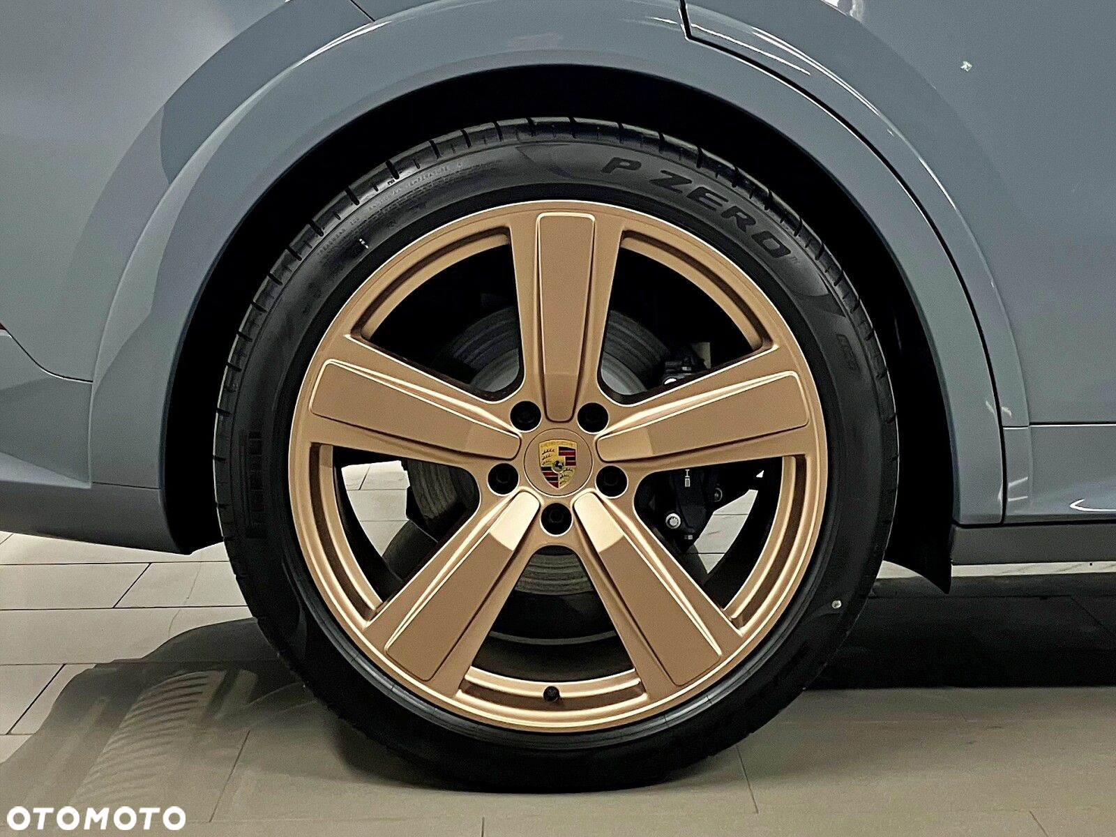 Porsche Cayenne - 16