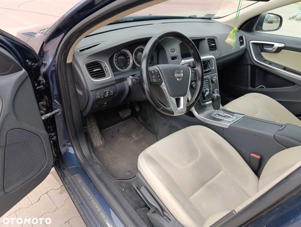 Volvo V60 - 6