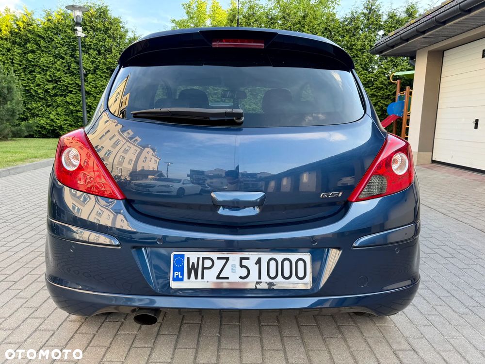 Opel Corsa 1.4 16V Cosmo - 7