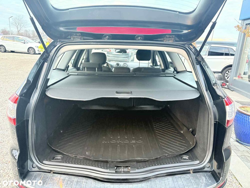 Ford Mondeo - 7