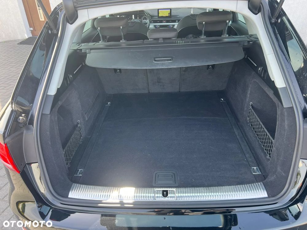 Audi A4 Avant - 22