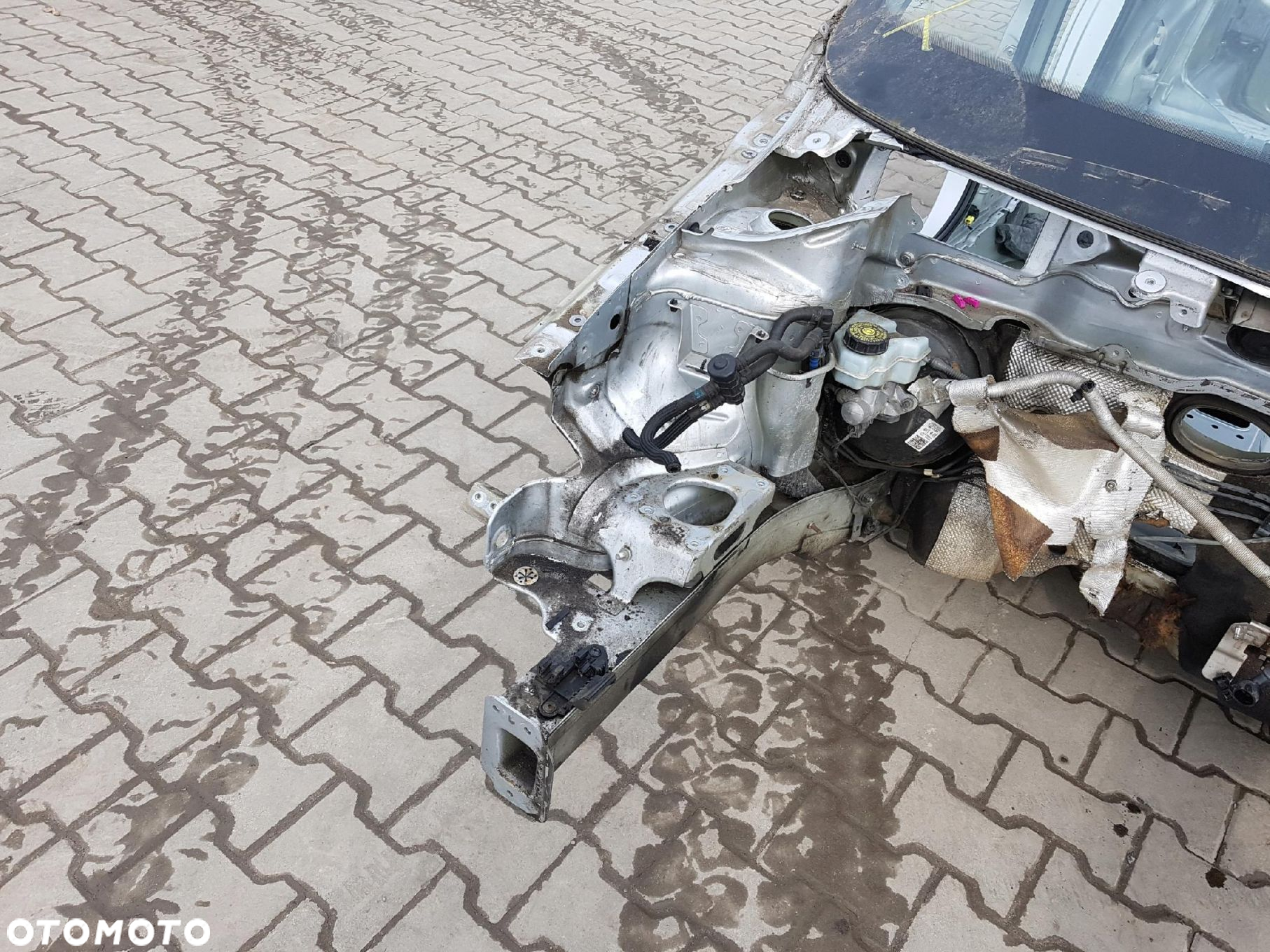 SKODA RAPID PODŁUŻNICA ĆWIARTKA PRAWA PRZÓD LA7W - 2