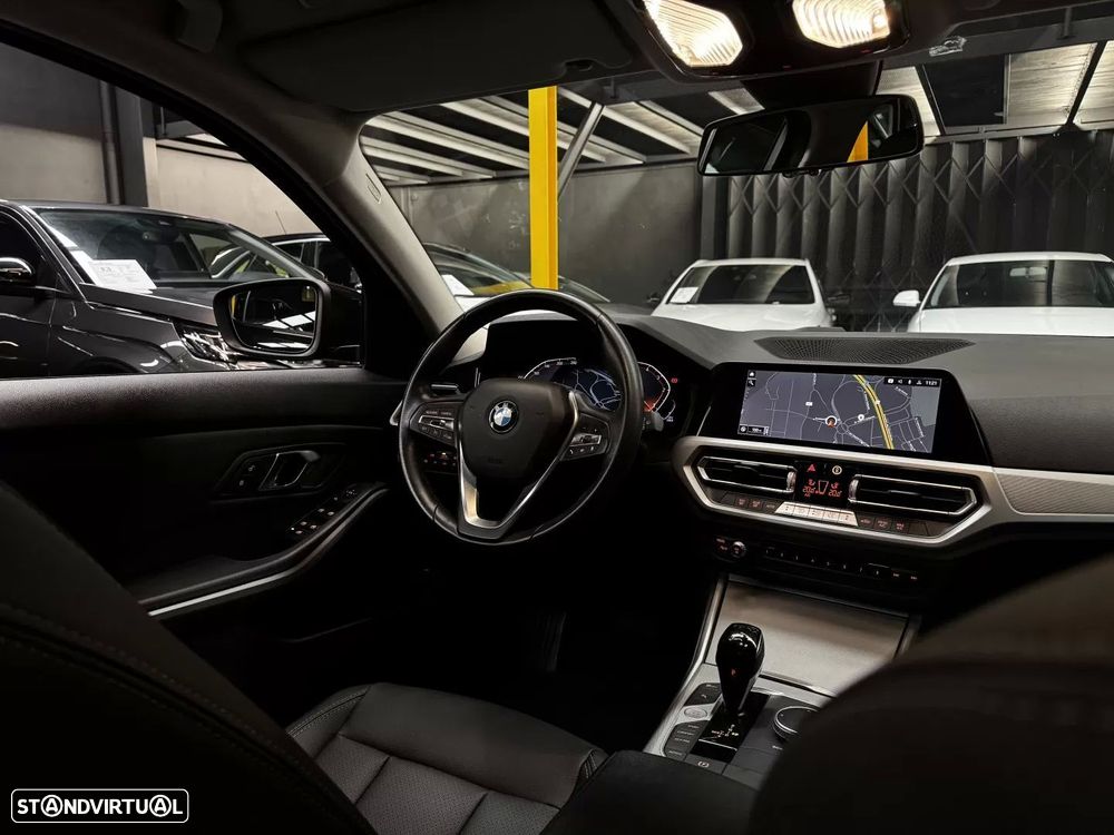 BMW 318 d Touring Auto - 20