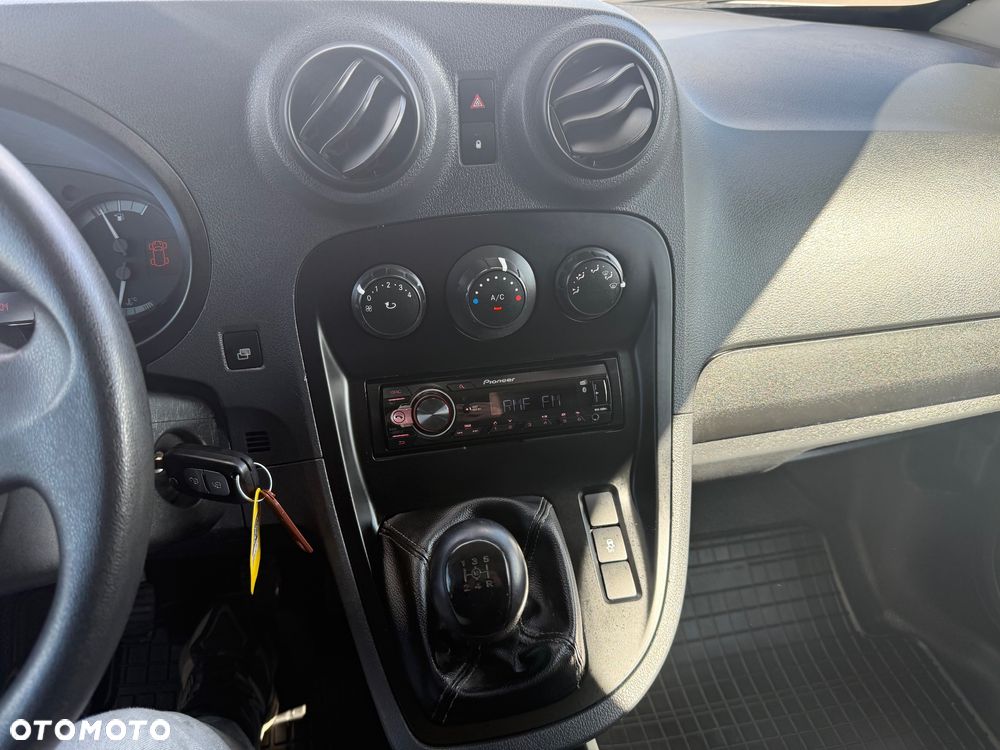 Mercedes-Benz CITAN - 25