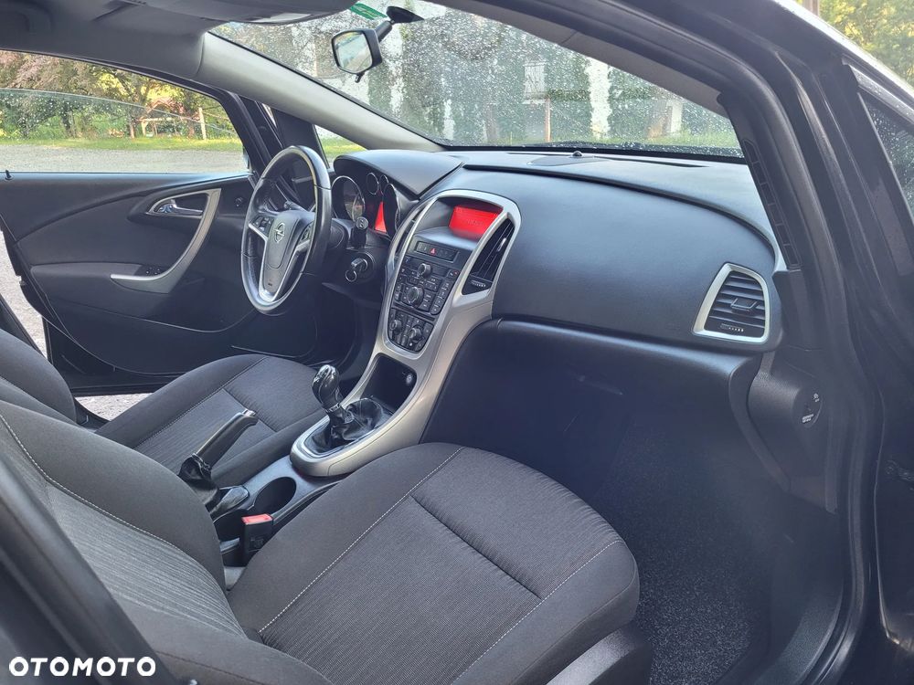 Opel Astra 1.6 Innovation - 11