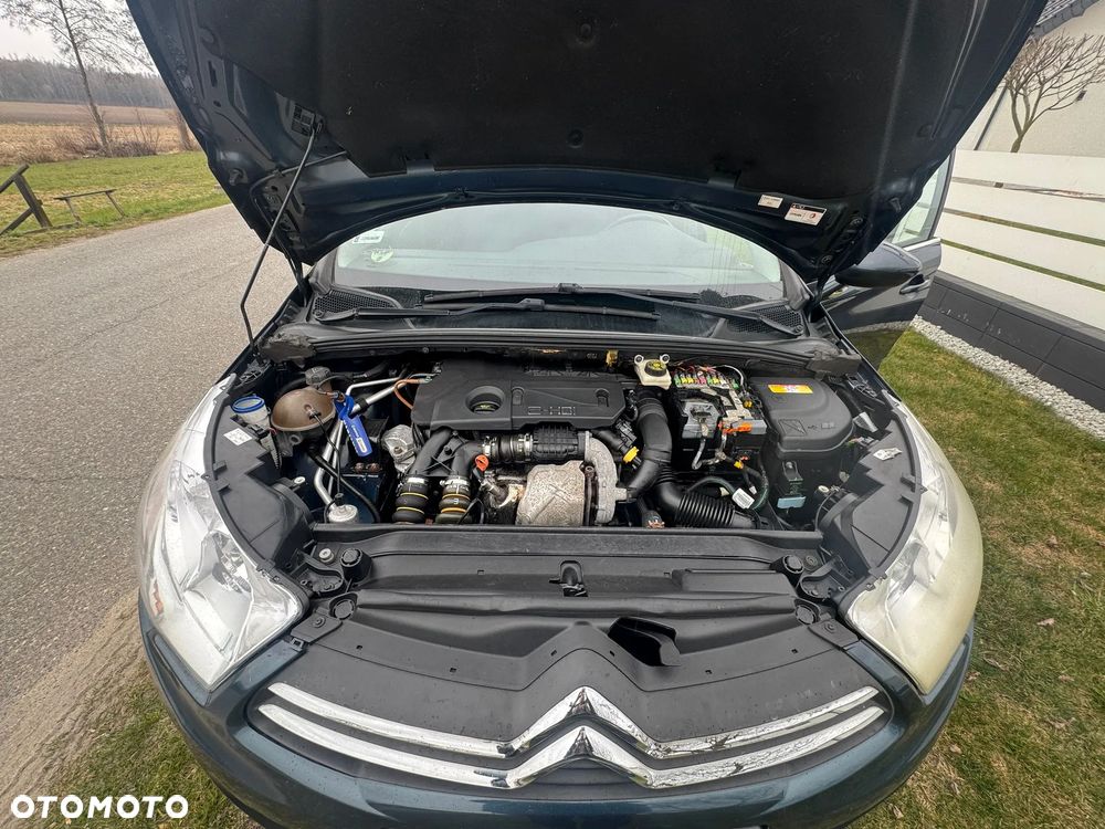 Citroën C4 e-HDi 110 EGS6 Stop/Start System Exclusive - 8