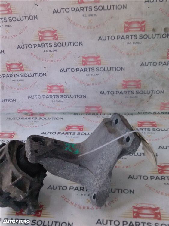 suport motor dreapta bmw f30 2.0 d an fabr. 2013 - 1