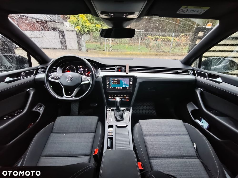 Volkswagen Passat 2.0 TDI SCR DSG Business - 8