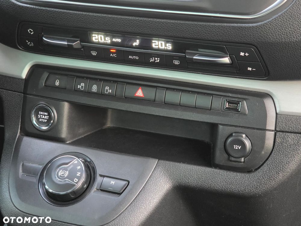Peugeot Traveller L2 2.0 EAT8 Business VIP - 27