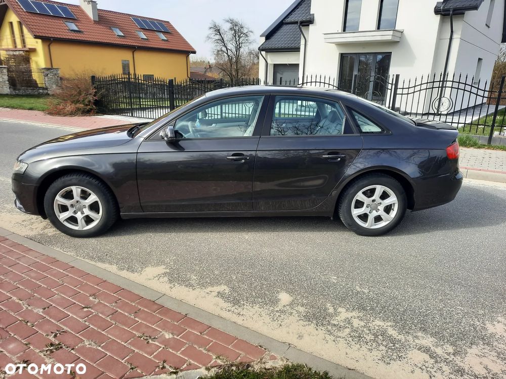 Audi A4 Limousine 2.0 TDI DPF Ambition - 7