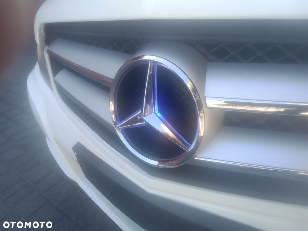 Mercedes-Benz Klasa C 220 CDI Edition - 16