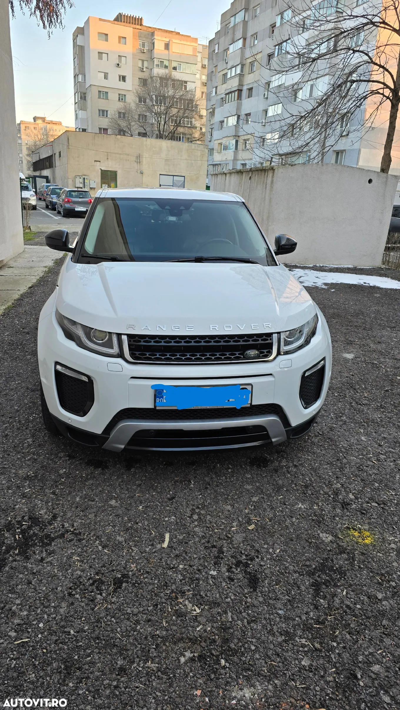 Land Rover Range Rover Evoque 2.0 D180 R-Dynamic S - 2