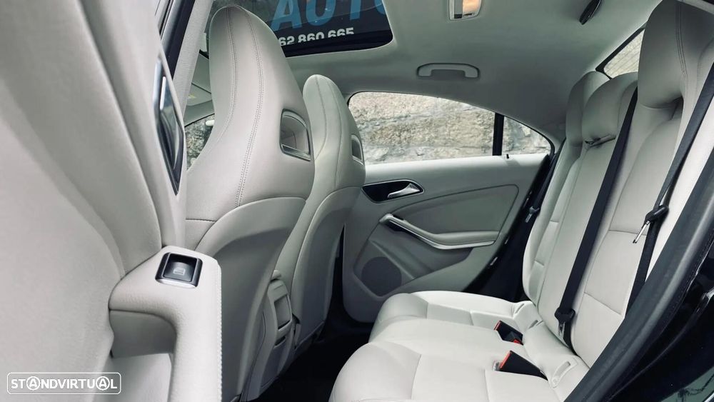 Mercedes-Benz CLA 220 - 22