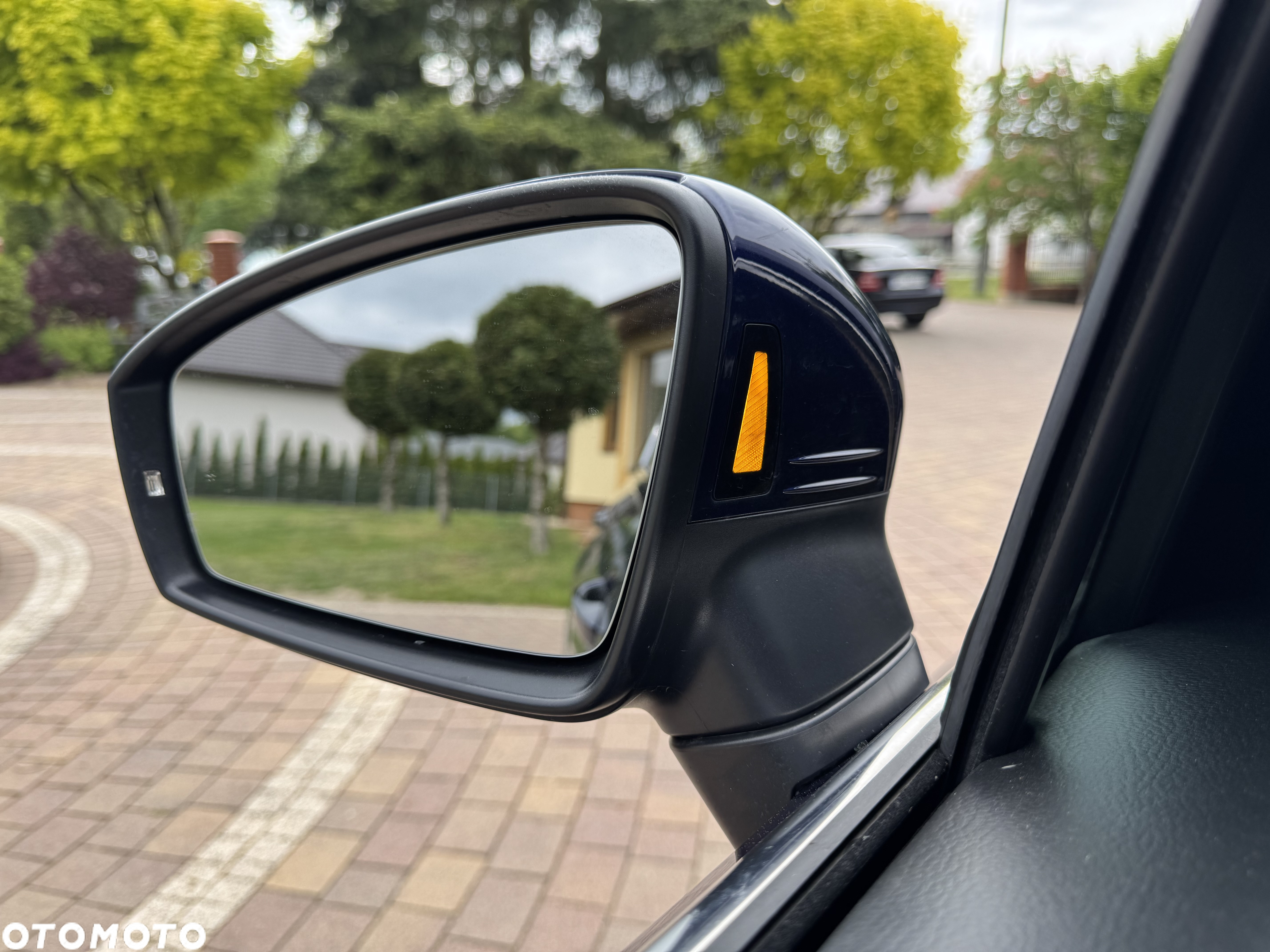 Volkswagen Tiguan Allspace - 16