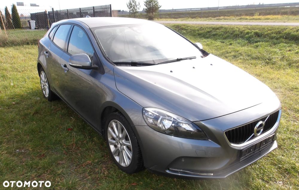 Volvo V40 D3 Kinetic - 4