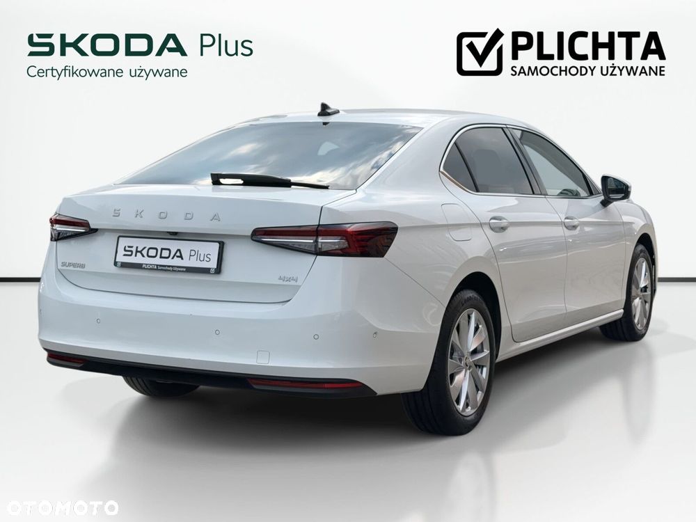 Skoda Superb 2.0 TDI SCR 4x4 Selection DSG - 6