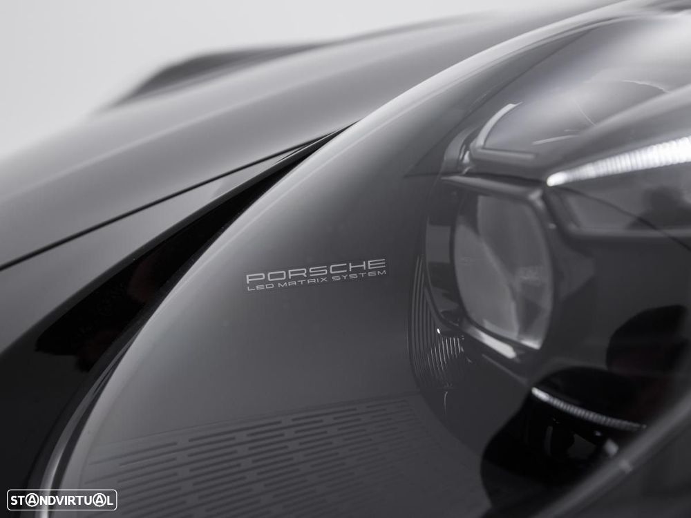 Porsche 911 (992) Turbo S - 9