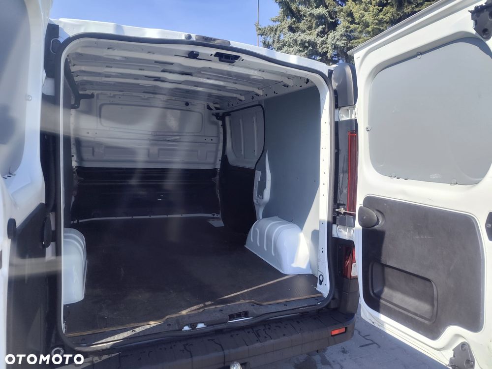 Opel VIVARO - 33